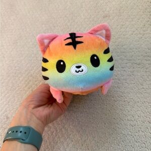 Reversible Rainbow Plush Tiger Cat Toy